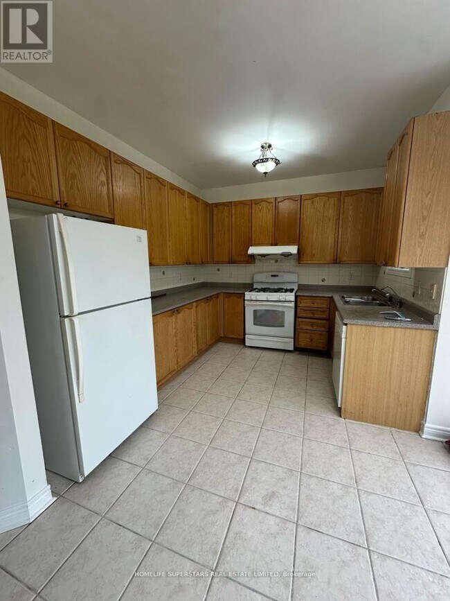 Building Photo - 41 Thorndale Rd