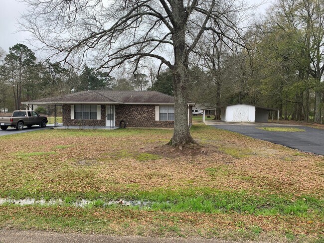 Foto del edificio - 30860 Strawberry Ln