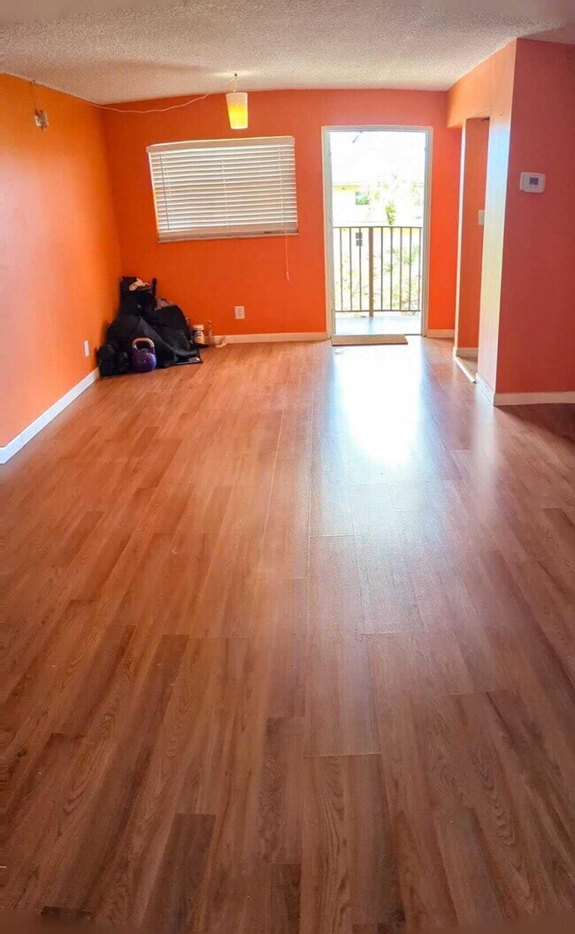 Building Photo - 4101 NW 26th St