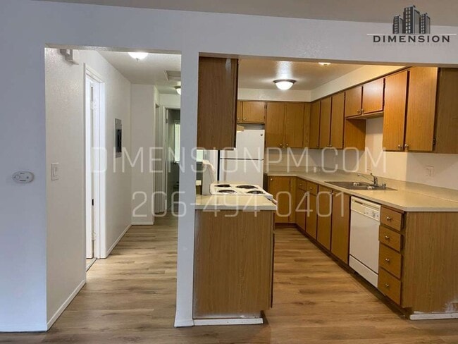 Building Photo - 4412 NW Wedgewood Ln