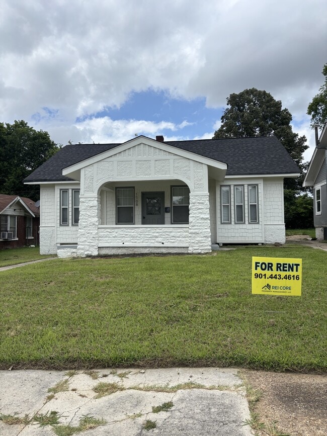 Photo - 1708 Glenview Ave (Memphis, TN) House