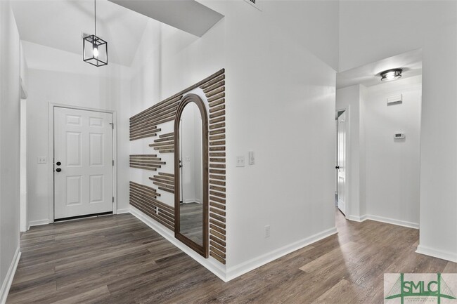 Building Photo - 110 St Ives Way