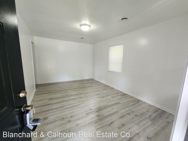 Foto del edificio - 4 br, 1.5 bath House - 2906 Butler Manor Dr