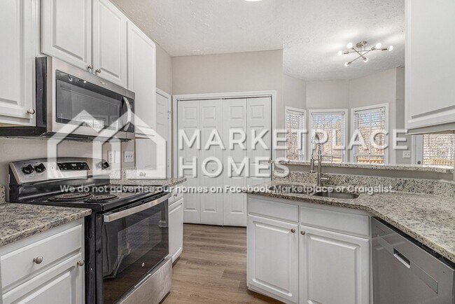 Foto del edificio - 257 Bonnie Sue Dr