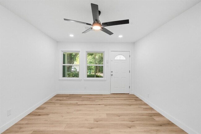 Foto del edificio - 5023 Cosby St