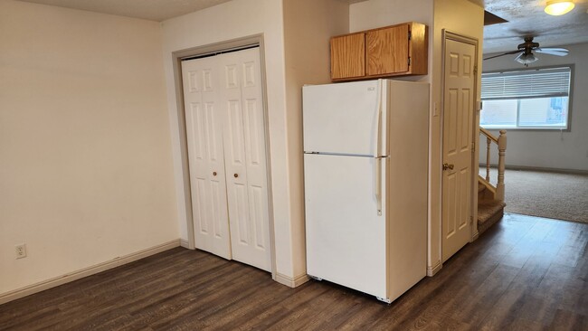Foto del edificio - 2 bed 1.5 bath unit in the Meadows