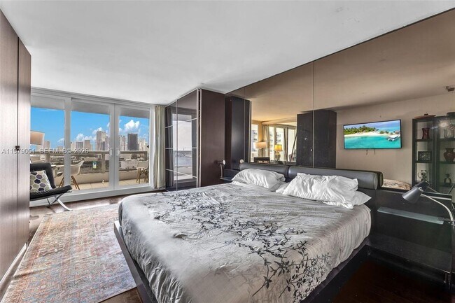 Foto del edificio - 1717 N Bayshore Dr
