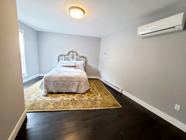 New Bedroom Unfirnished - 25 Wading River Rd