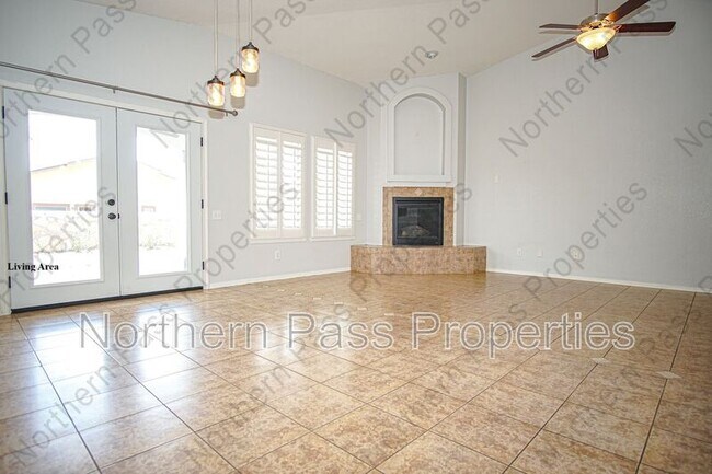 Foto del edificio - 5902 Redstone Mesa Ct