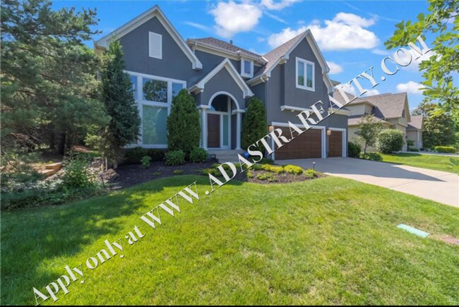 Foto del edificio - Spectacular Blue Valley Home-Available in ...