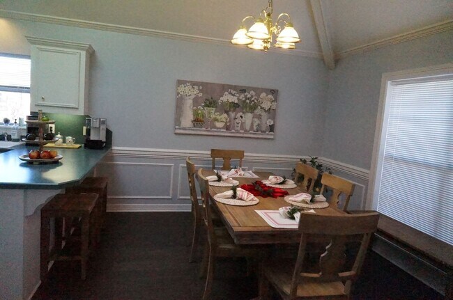 Building Photo - $1900/mo 3br/2b 1672 sq.ft. 852 Azalea Gar...