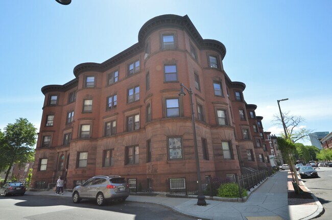 Foto del edificio - 74 Symphony Rd