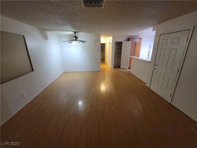 Foto del edificio - 2200 Highpointe Dr