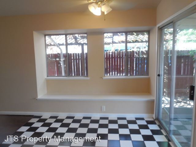 Primary Photo - 3 br, 2 bath House - 8144 Port Royale Way