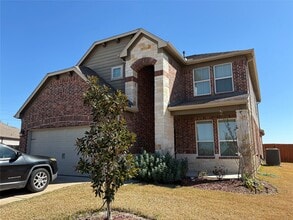 Building Photo - 3003 Crestone Dr