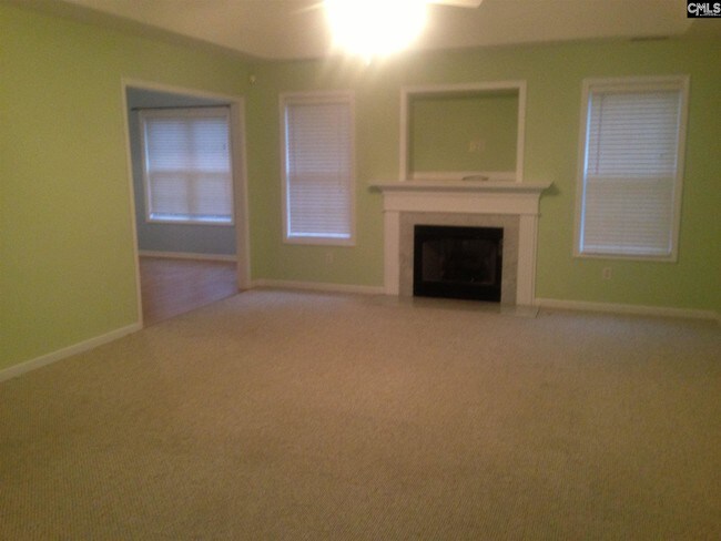 Building Photo - 206 Ashley Crest Dr