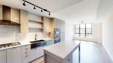 Interior Photo - Griffis Edgemoor