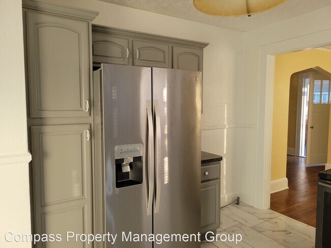 Foto del edificio - 3 br, 1 bath House - 4567 Astral Street