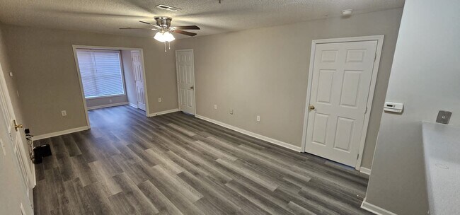 Building Photo - 2120 Wolftech Ln
