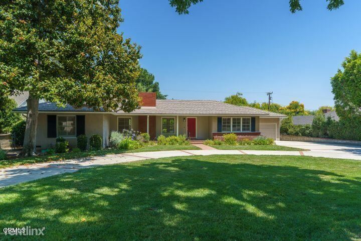 Primary Photo - 4 br, 2 bath House - 4644 Vineta Ave