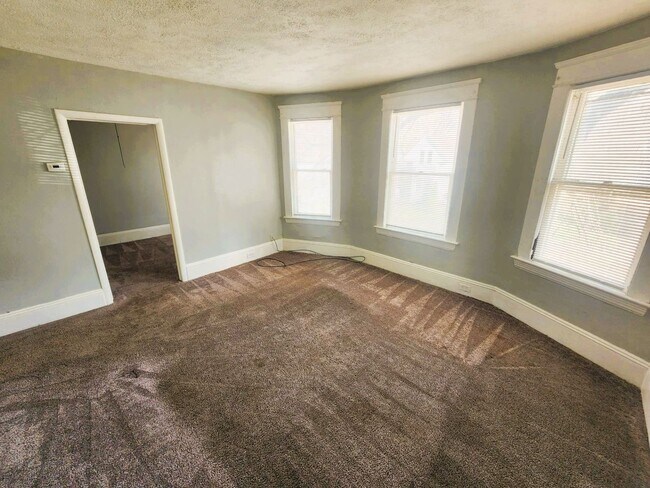 Foto del edificio - 3658 E 54th St