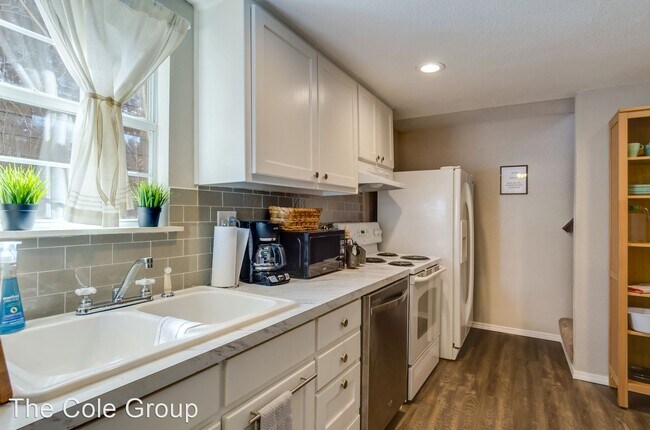 Building Photo - 1 br, 1 bath House - 1404 Forest Park Blvd