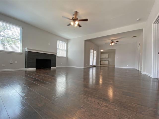 Building Photo - 817 E Mulkey St