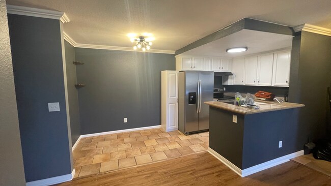 Foto del edificio - 432 Edgehill Ln