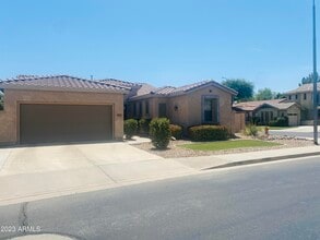 Building Photo - 453 W Lantana Pl