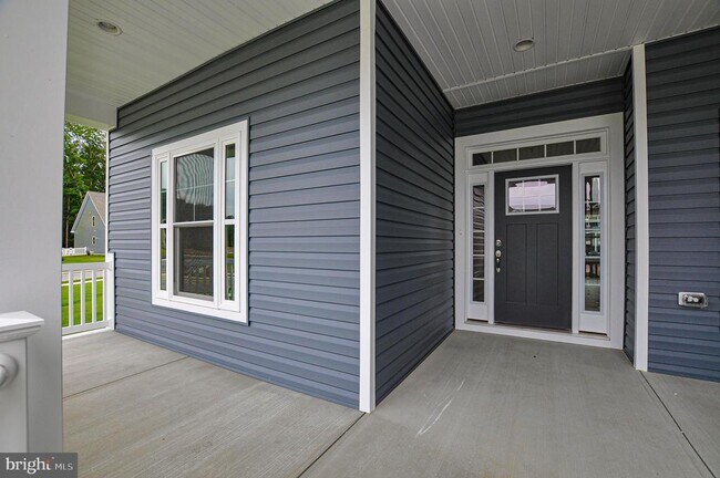 Building Photo - 28896 E Henry Pl