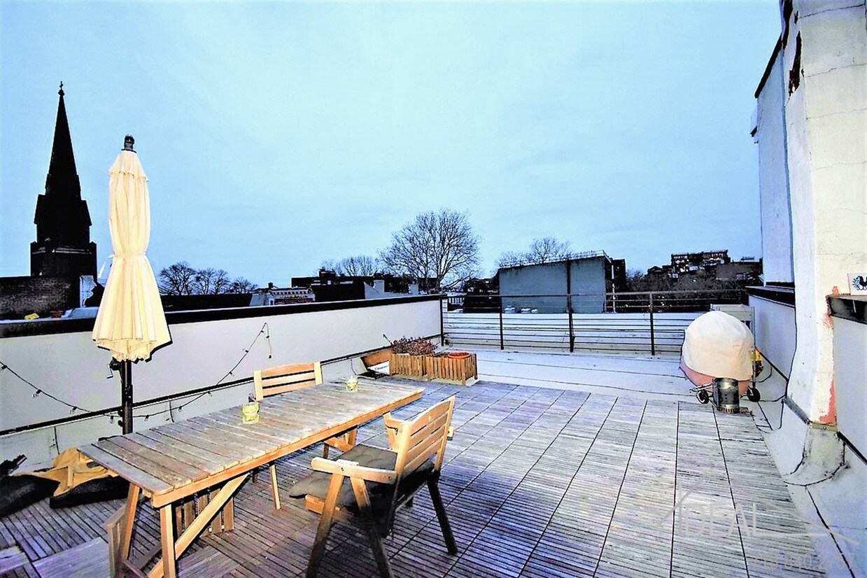Primary Photo - 173 Court Street #TOP-FLOORR