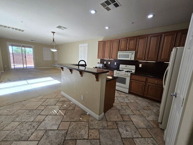 Building Photo - COMING SOON! Charming 3 bedroom with a loft!