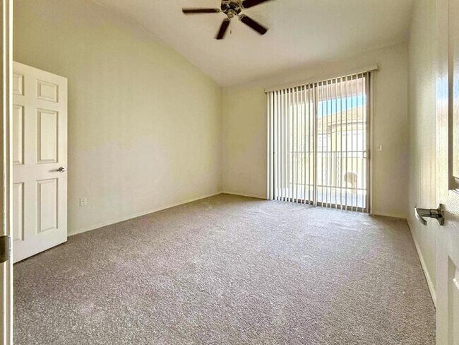 Foto del edificio - 14250 W Wigwam Blvd