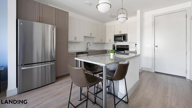 Foto del edificio - 3100 Scofield Ridge Pkwy