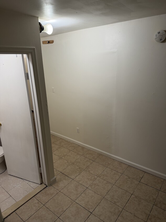 Main room - 26210 149th Rd