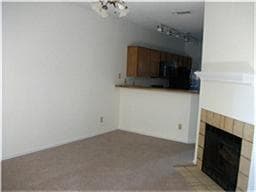 Foto del edificio - 4800 W Lovers Ln