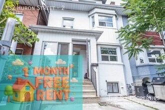 Building Photo - 132 Huron St