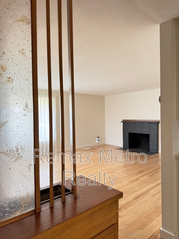 Building Photo - 5622 Beverly Ln