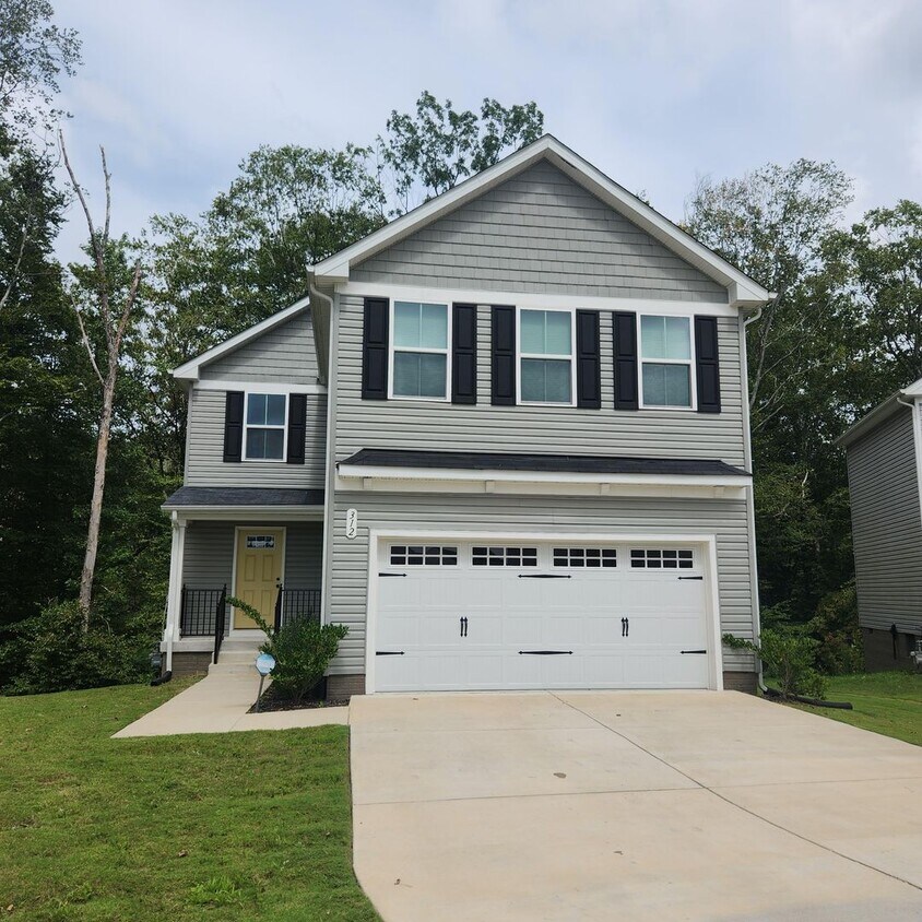 Foto principal - 312 Normandy Cres