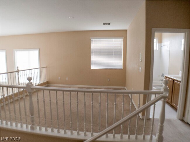 Foto del edificio - 6143 Carson Hills Ave