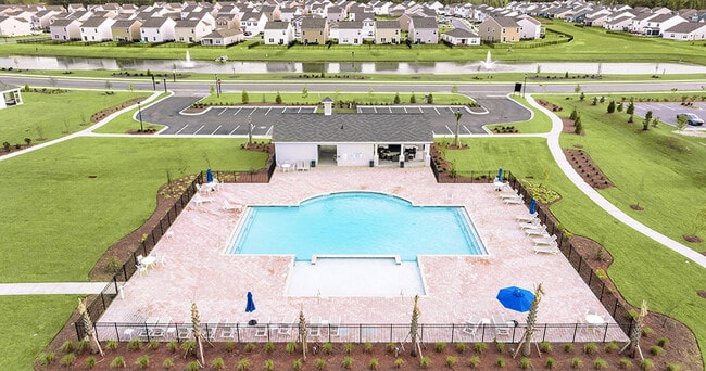 Foto del edificio - The Grove at Village Oaks