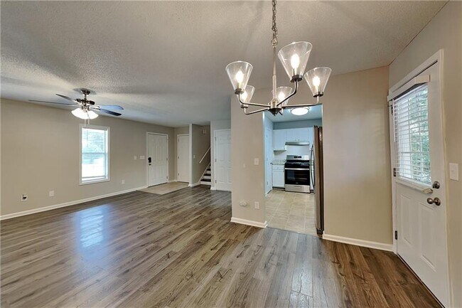 Foto del edificio - 112 Brentwood Ct