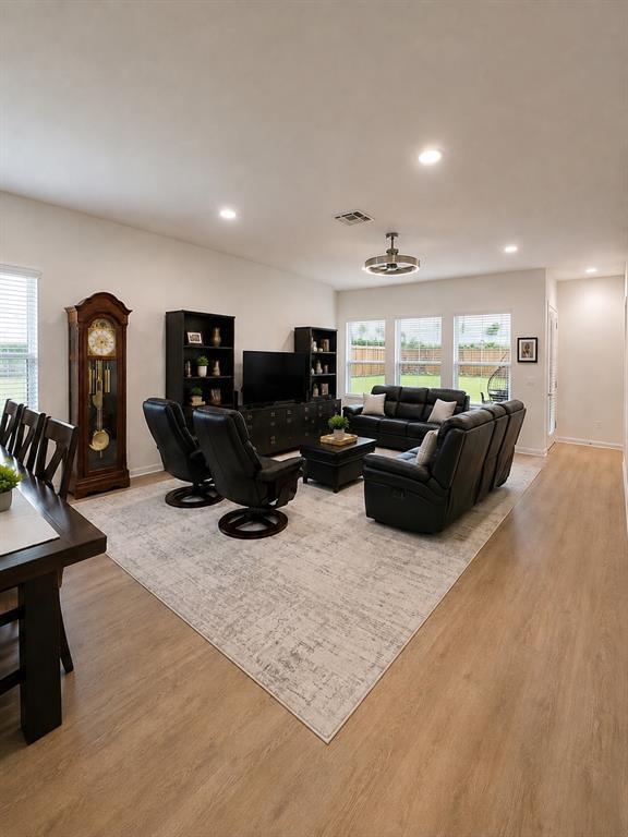 Building Photo - 2100 Magnolia Hl Dr