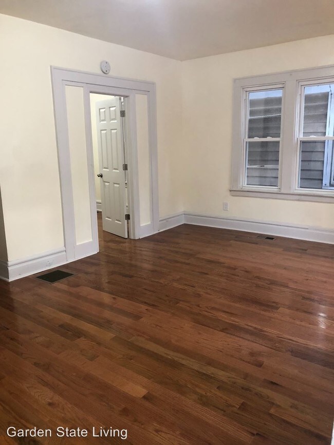 Building Photo - 5 br, 2 bath House - 96 Vermont Avenue
