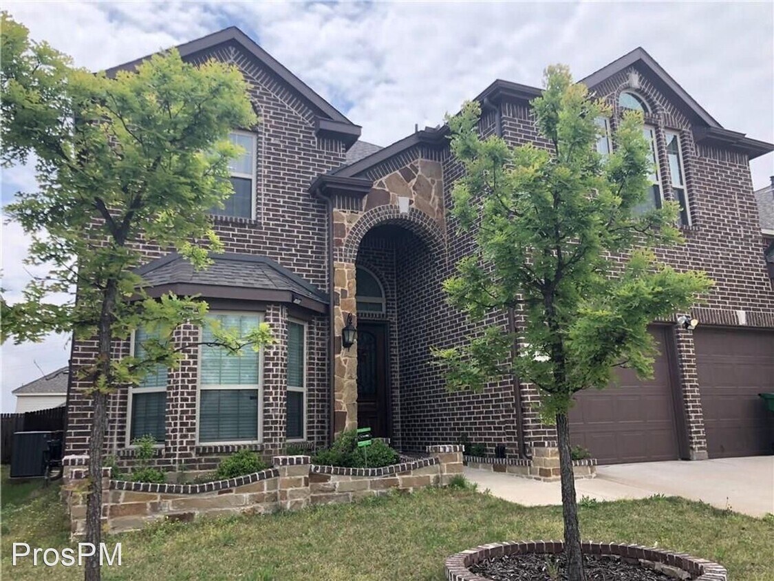 Primary Photo - 4 br, 3.5 bath House - 14220 Sugar Hill Dr