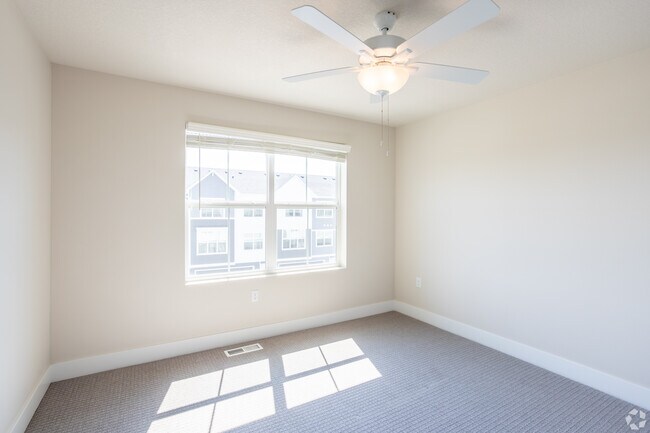 Foto del edificio - Aspen Ridge Townhomes