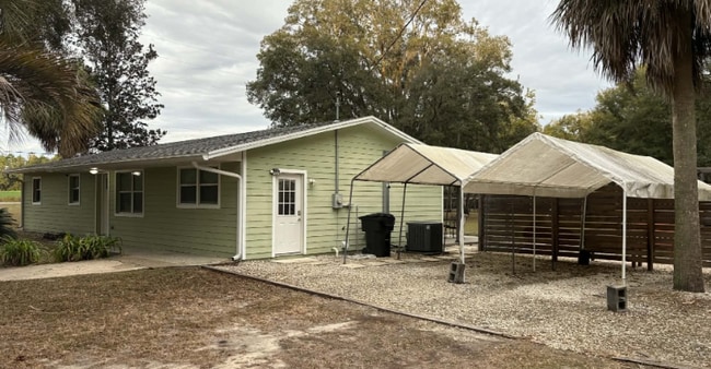 Building Photo - 680 N Court St