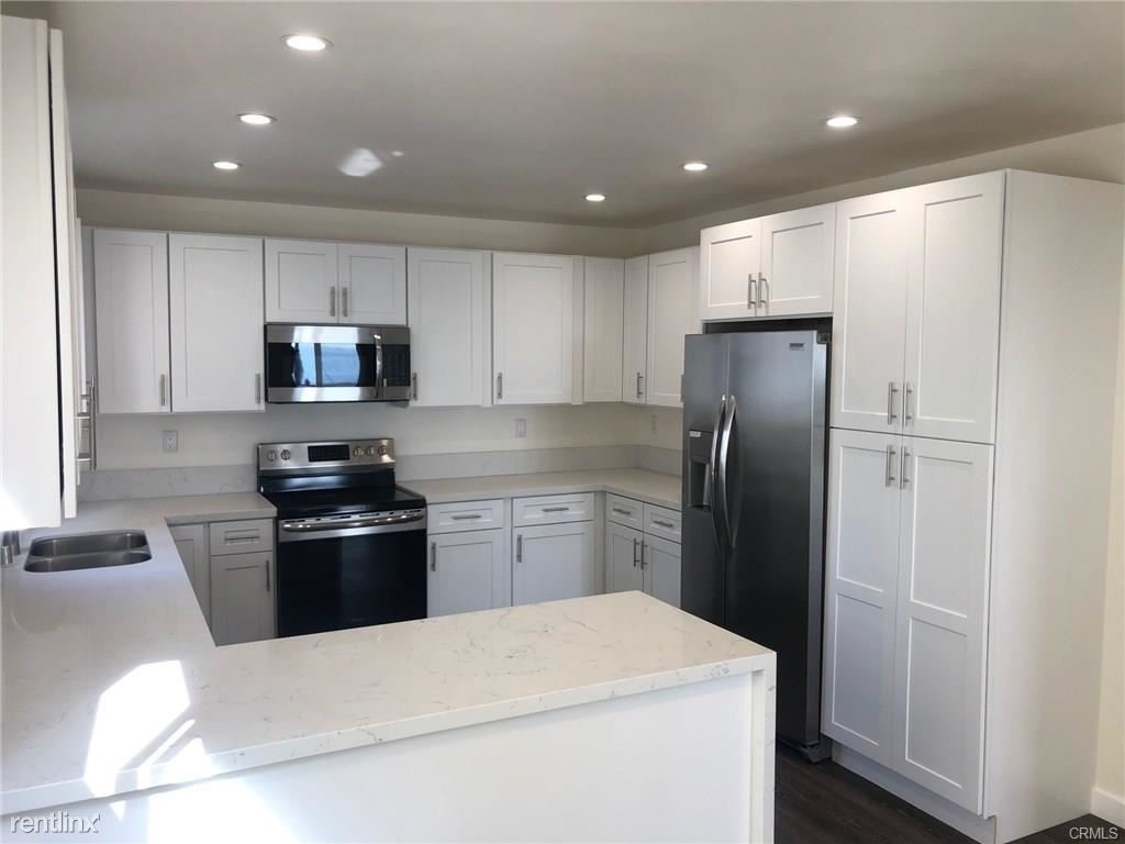 Primary Photo - 4 br, 4 bath Duplex - 3118 Hermosa Ave