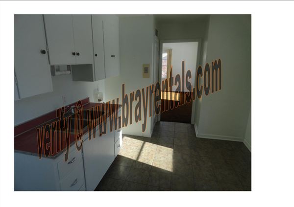 Building Photo - 888 Hall Ave