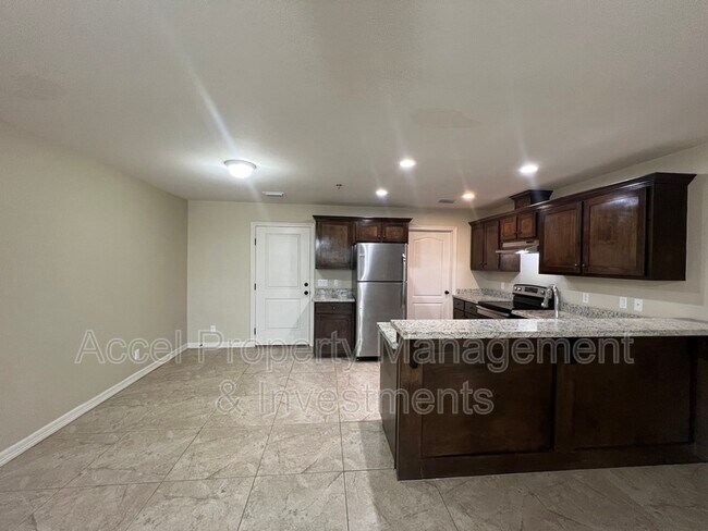 Foto del edificio - 2603 E Eisenhower Ave